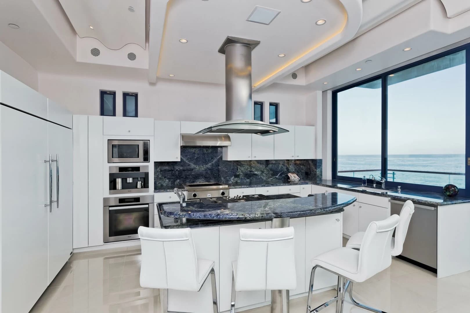 Sea Glass Malibu - Image 22