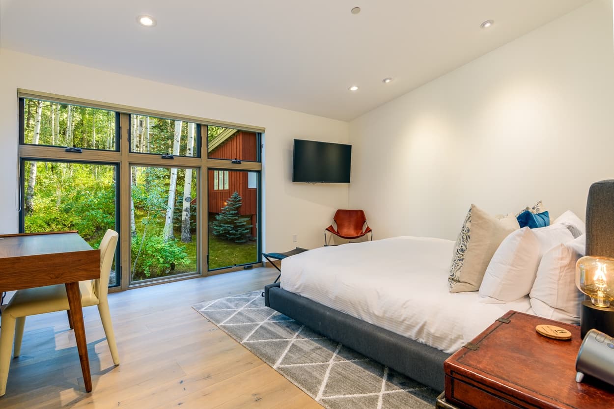 Aspen Pointe - Image 12