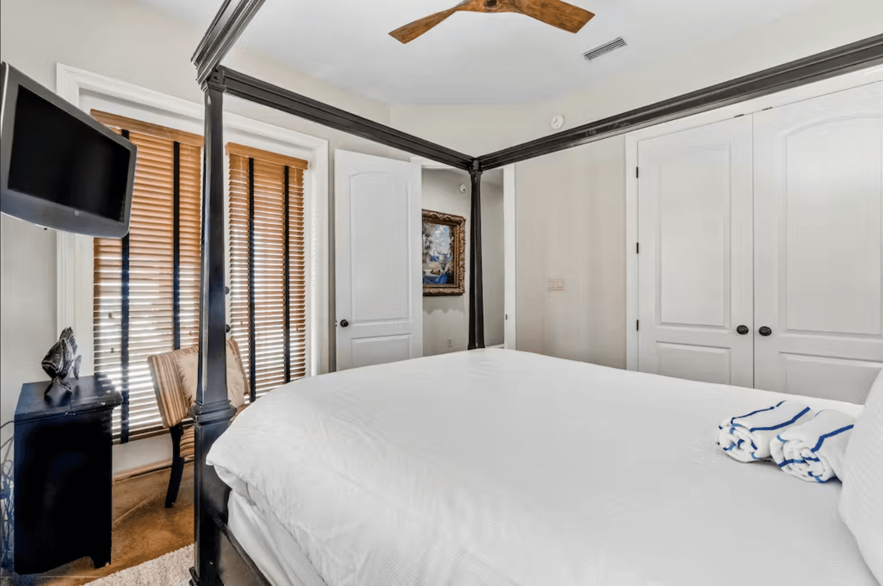 Villa by the Sea House - Image 31