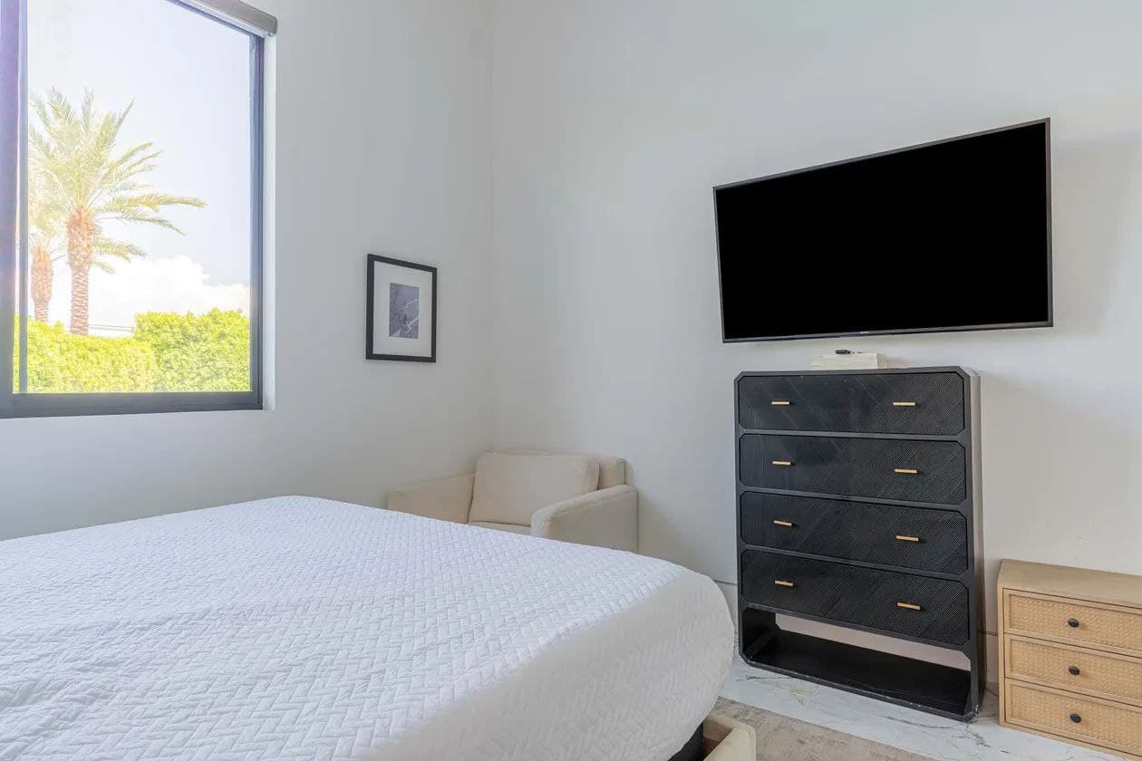 Bravo Villa #4 - Image 33