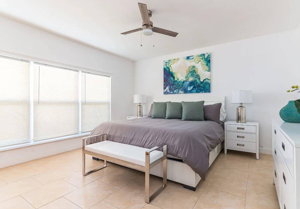 Chapel Hill House - Image 19