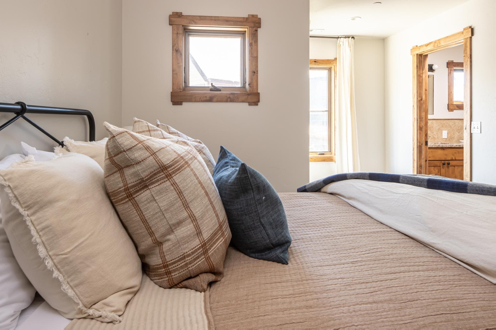 Essentia Townhome #167A - Image 16