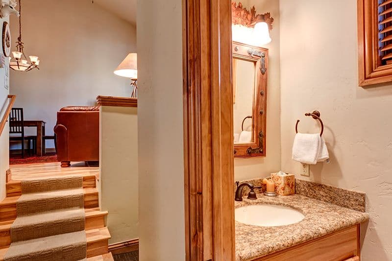 Highwood House - Image 7