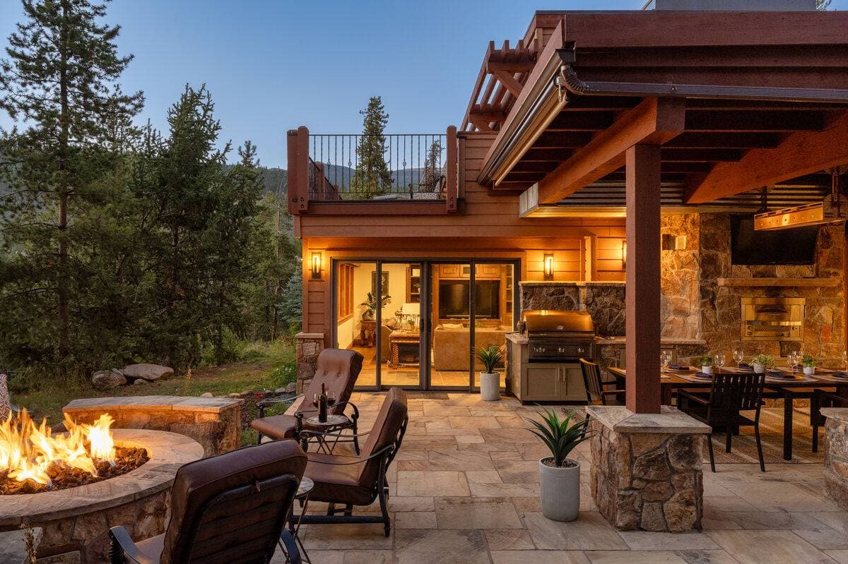 Four Sisters - Image 46