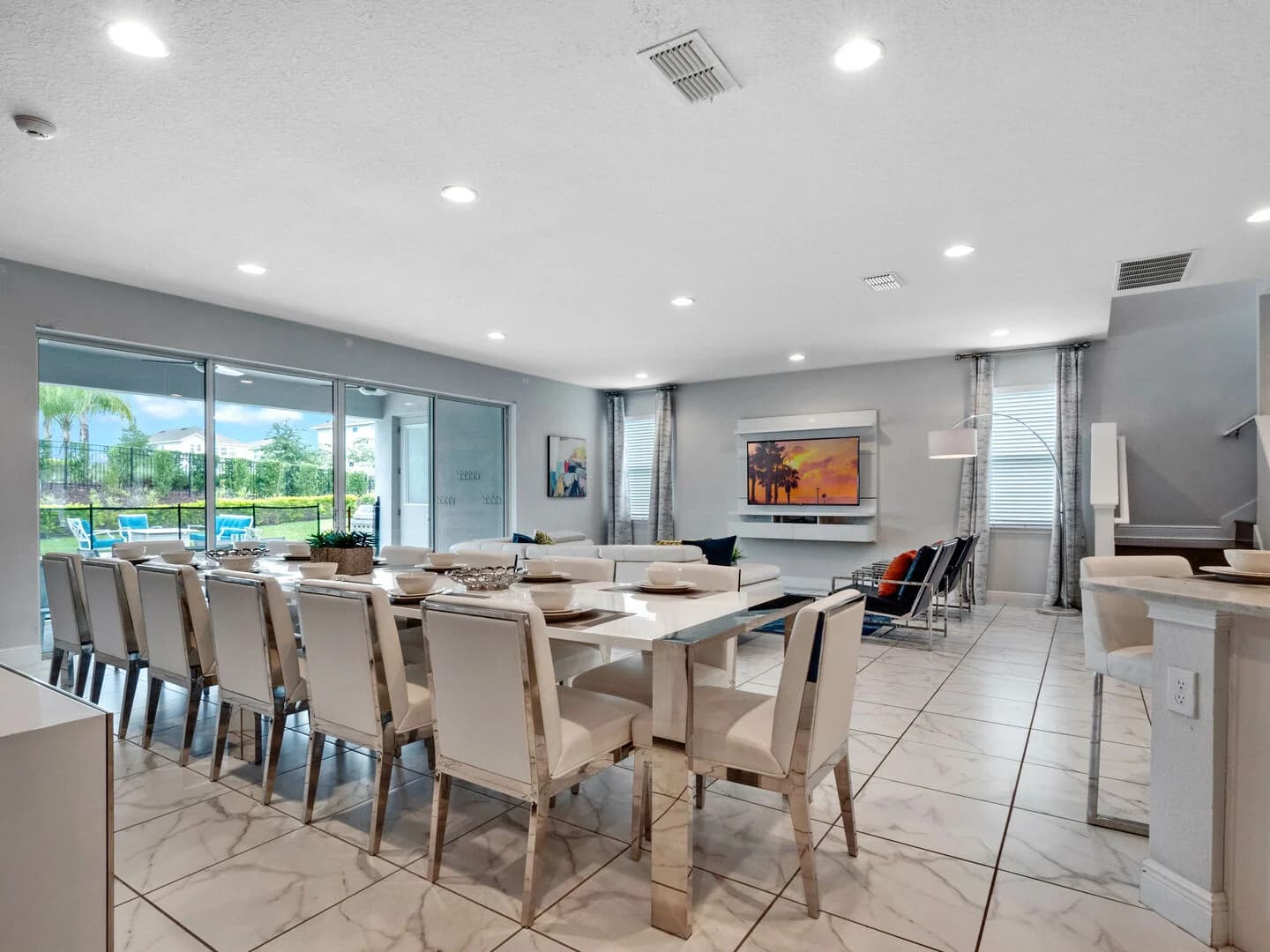 Vacation Station - Image 9