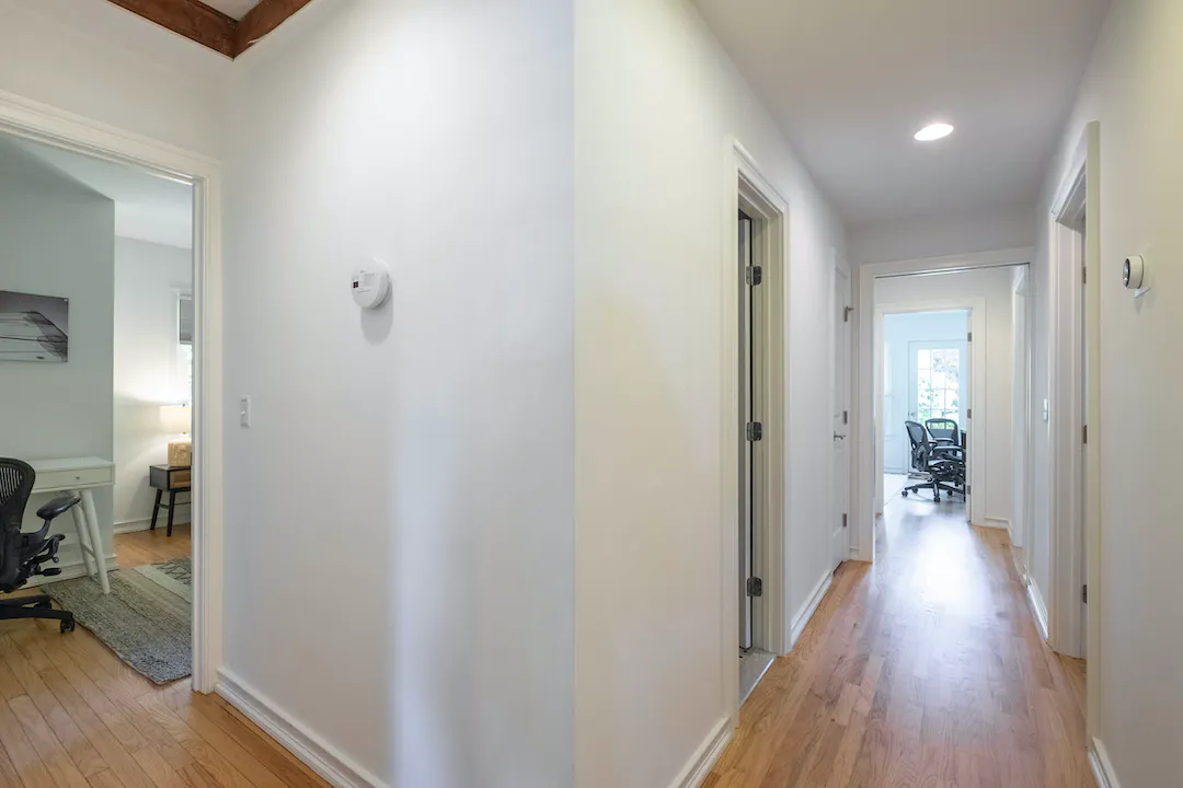 Driftwood Home - Image 11