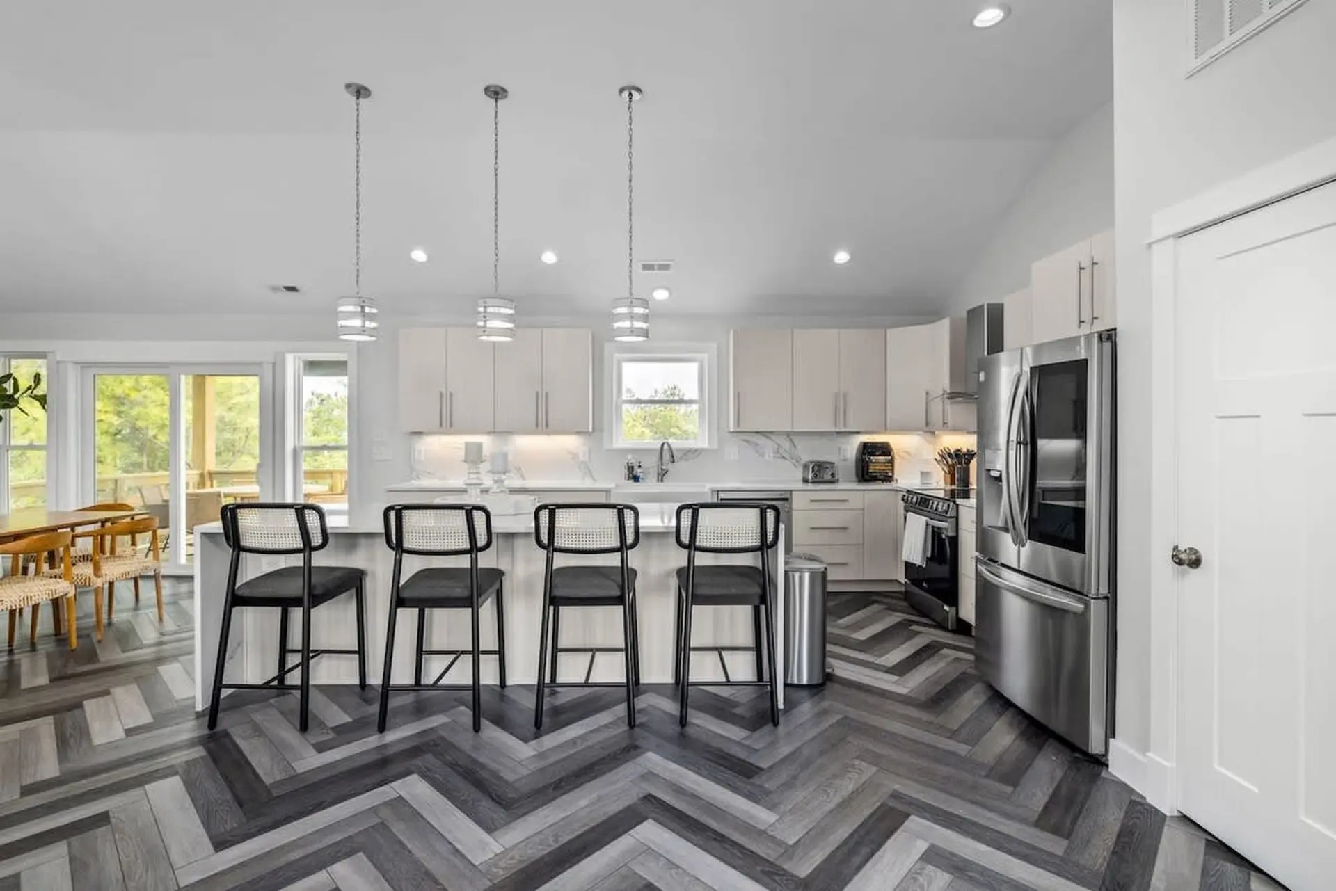 Ocean's Grove - Image 11