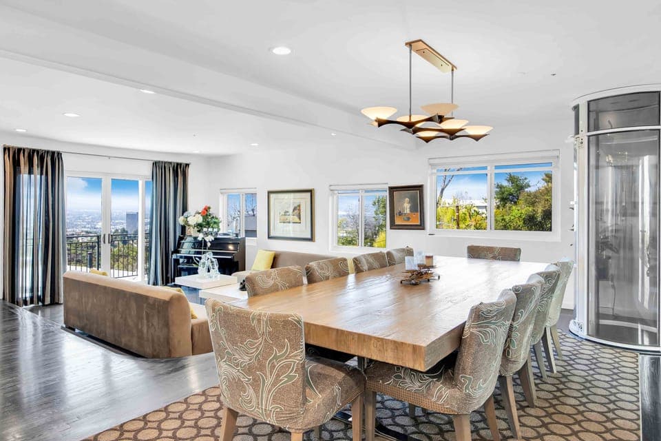 Pacific View Artist's Home - Image 5