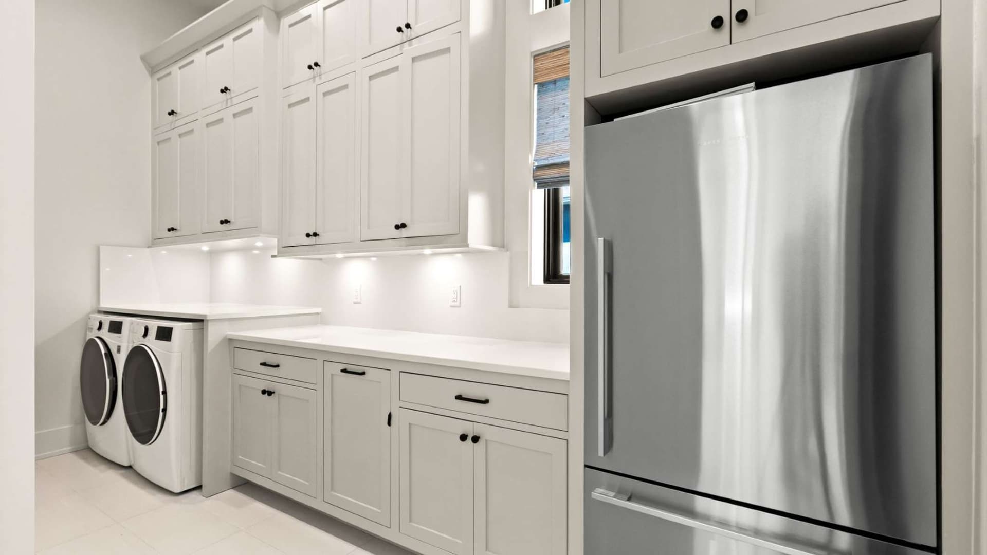 Lakeview Drive - Image 33