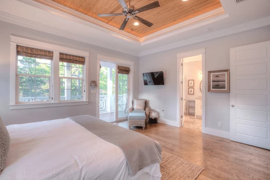 No Shady Beaches - Image 11