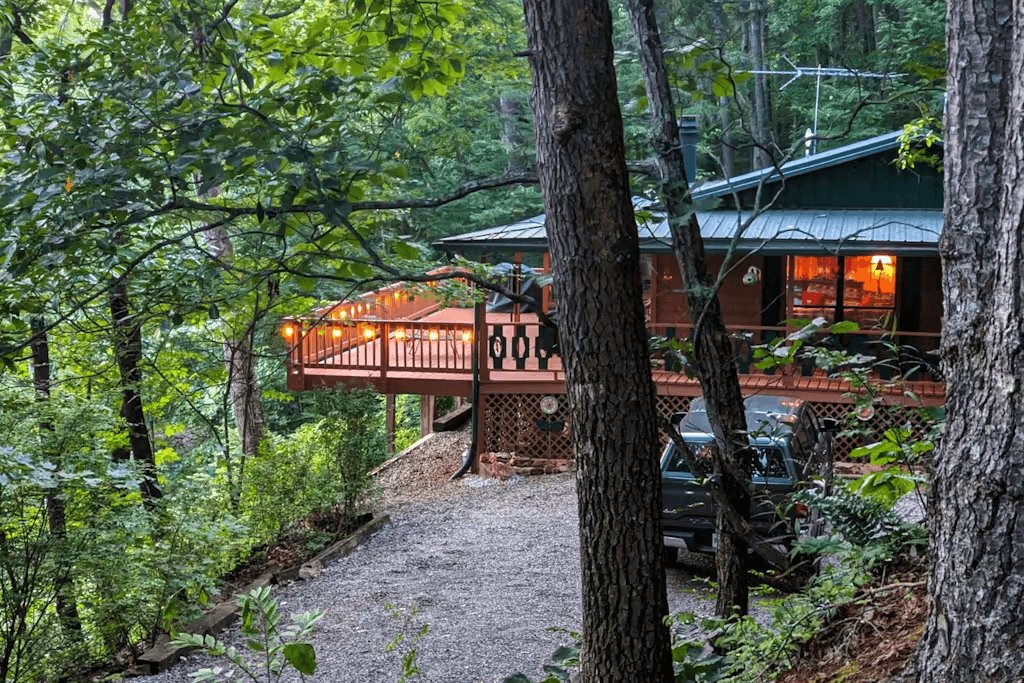 Black Bear Cabin - Image 2