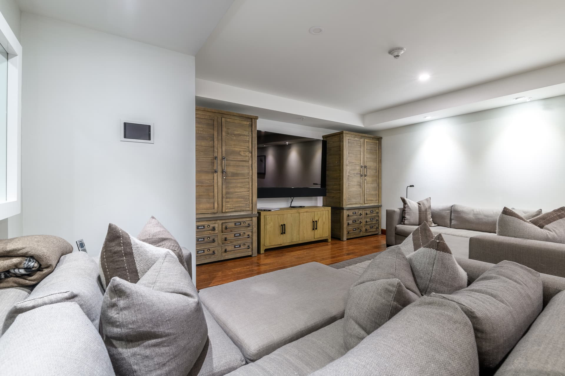 White Chutes at the Ritz-Carlton - Image 11