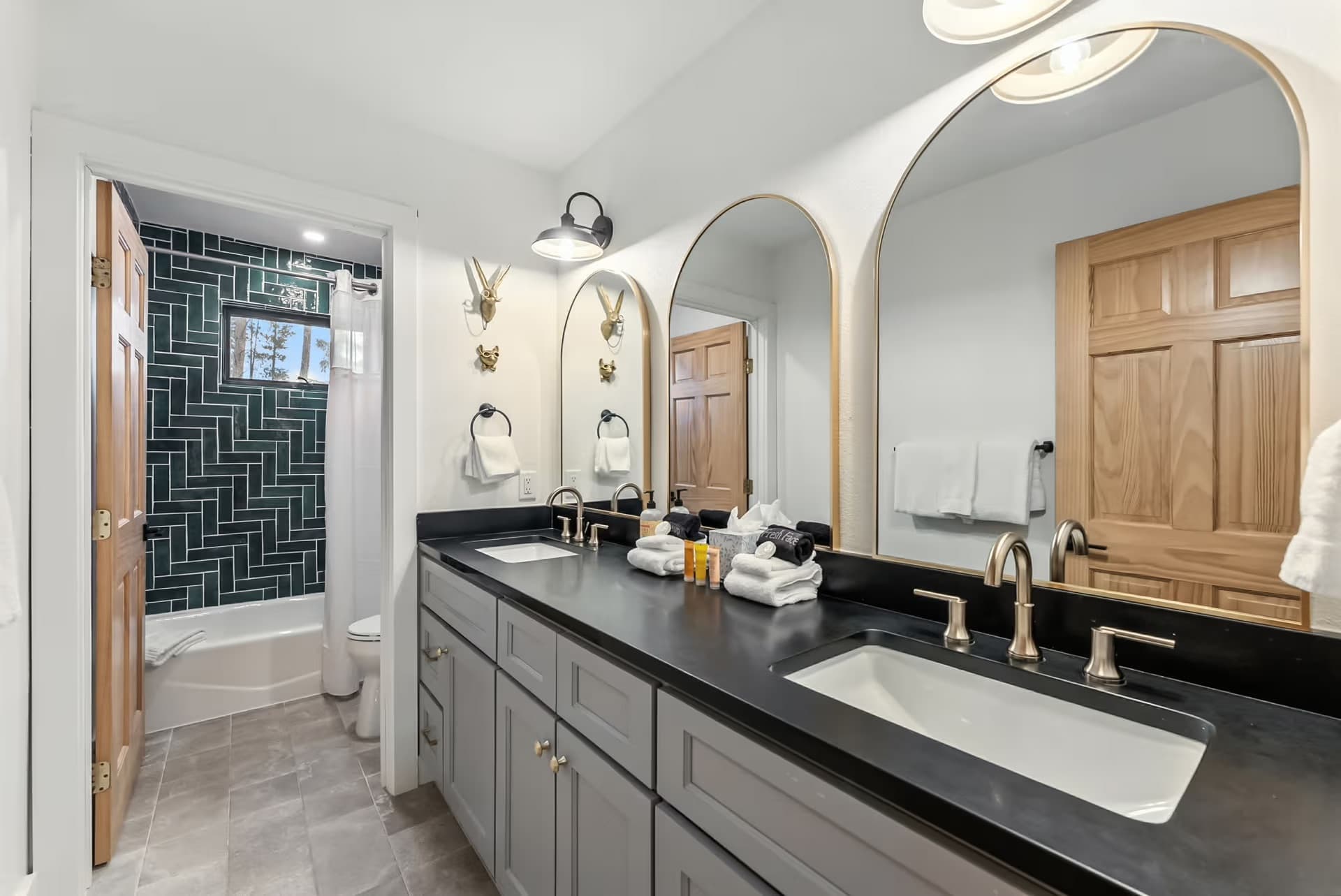 Snowbound Refuge - Image 26