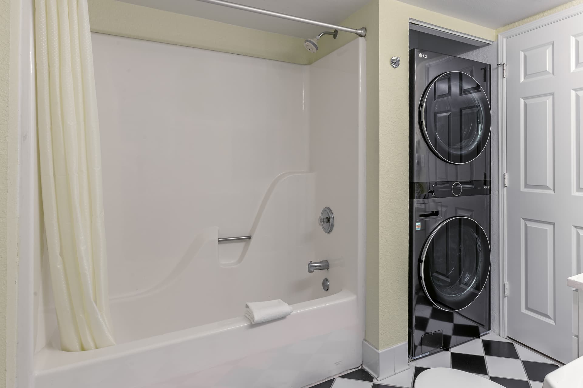 Saint Lucia Suite - Image 20