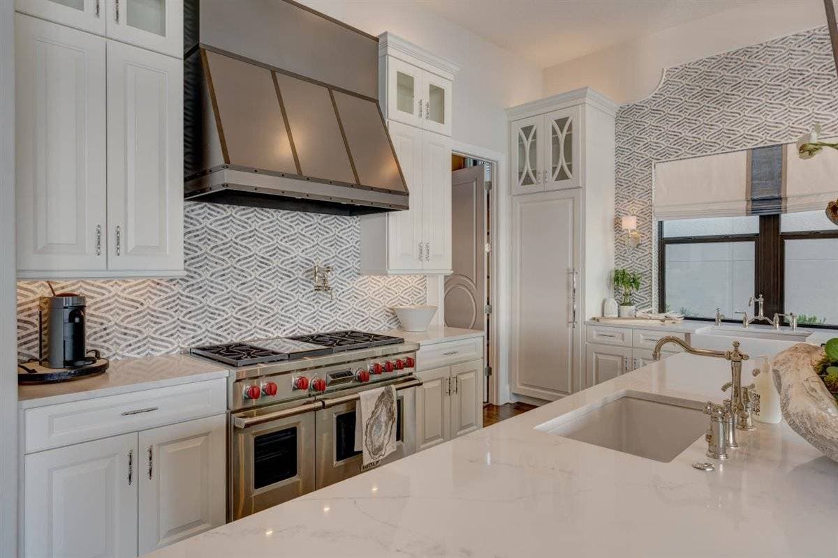 Bayside Paradise Mansion - Image 17