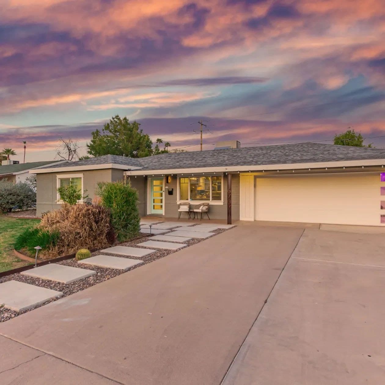 Sunset on 11th - Image 41