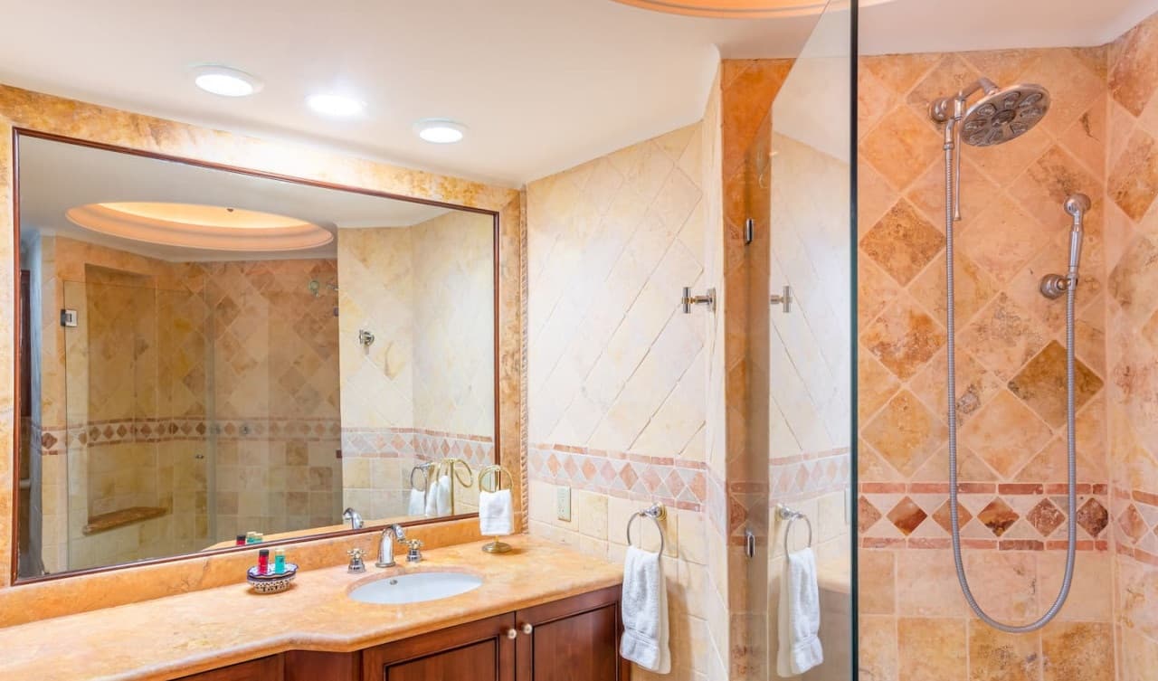 Ballena Condo #303  - Image 10