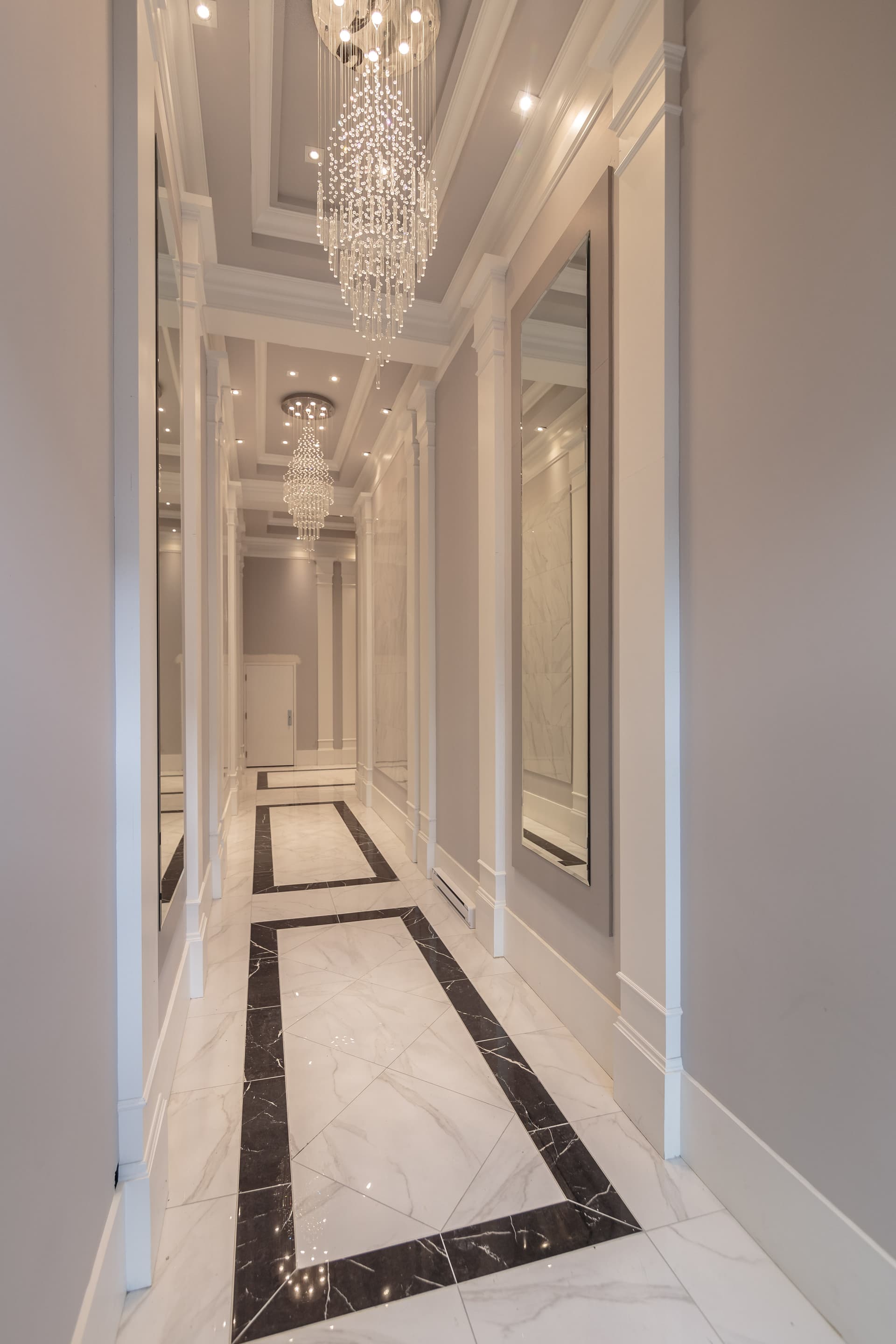 Lincoln Home - Image 53