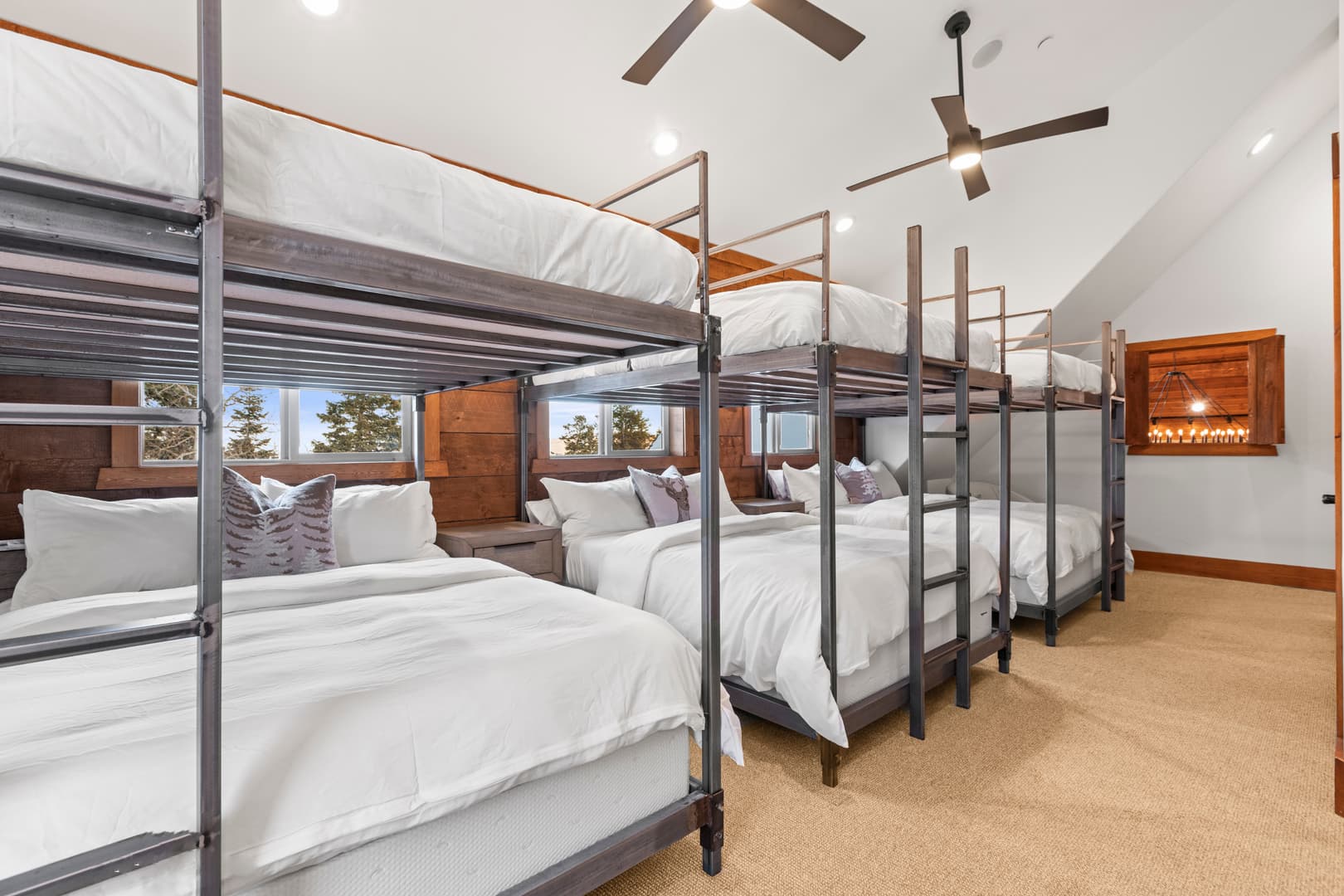 Unforgotten Utopia - Image 30