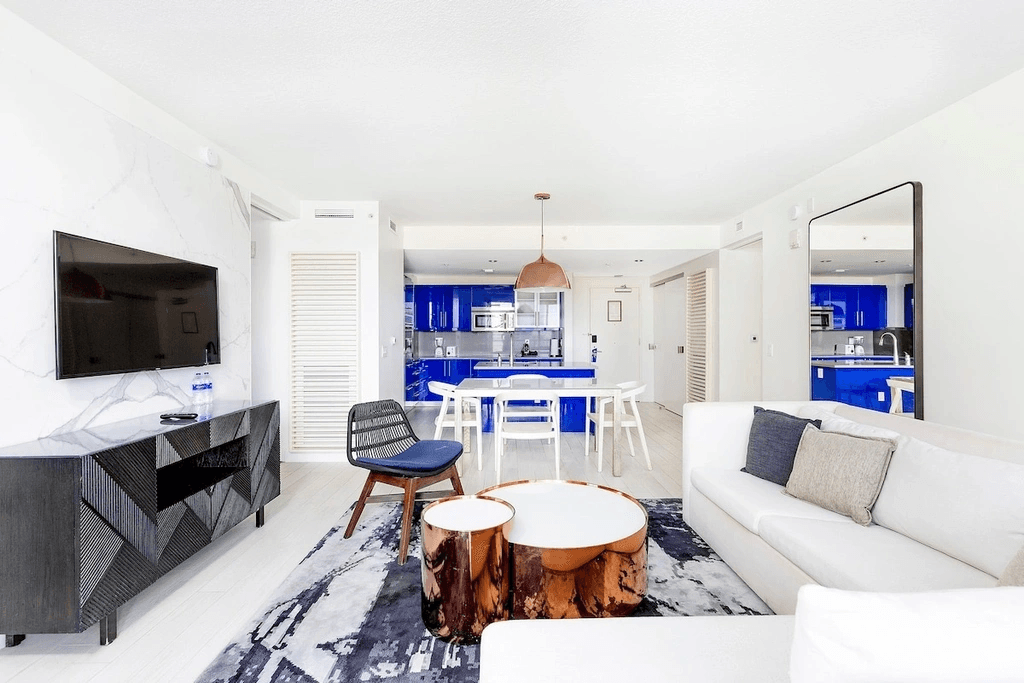 Shoreline #604 - Image 4