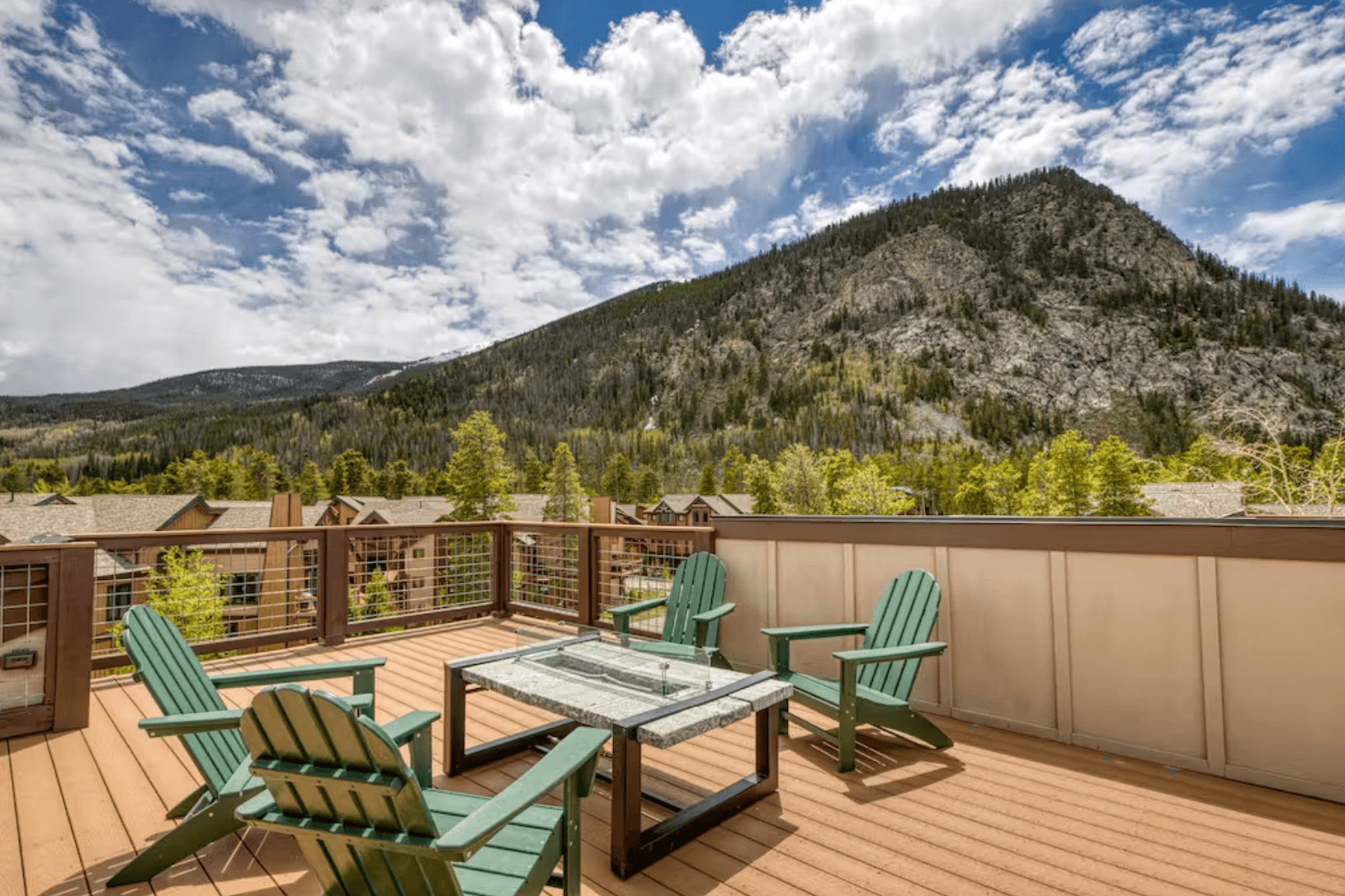 2nd Ave Luxury Condo - Image 2