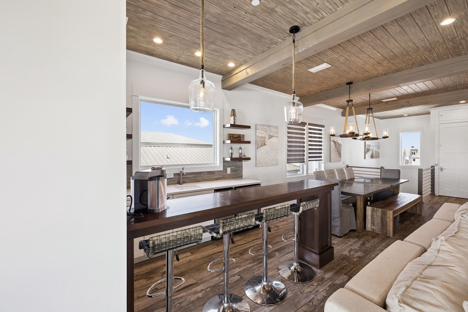 Emerald Breeze - Image 17