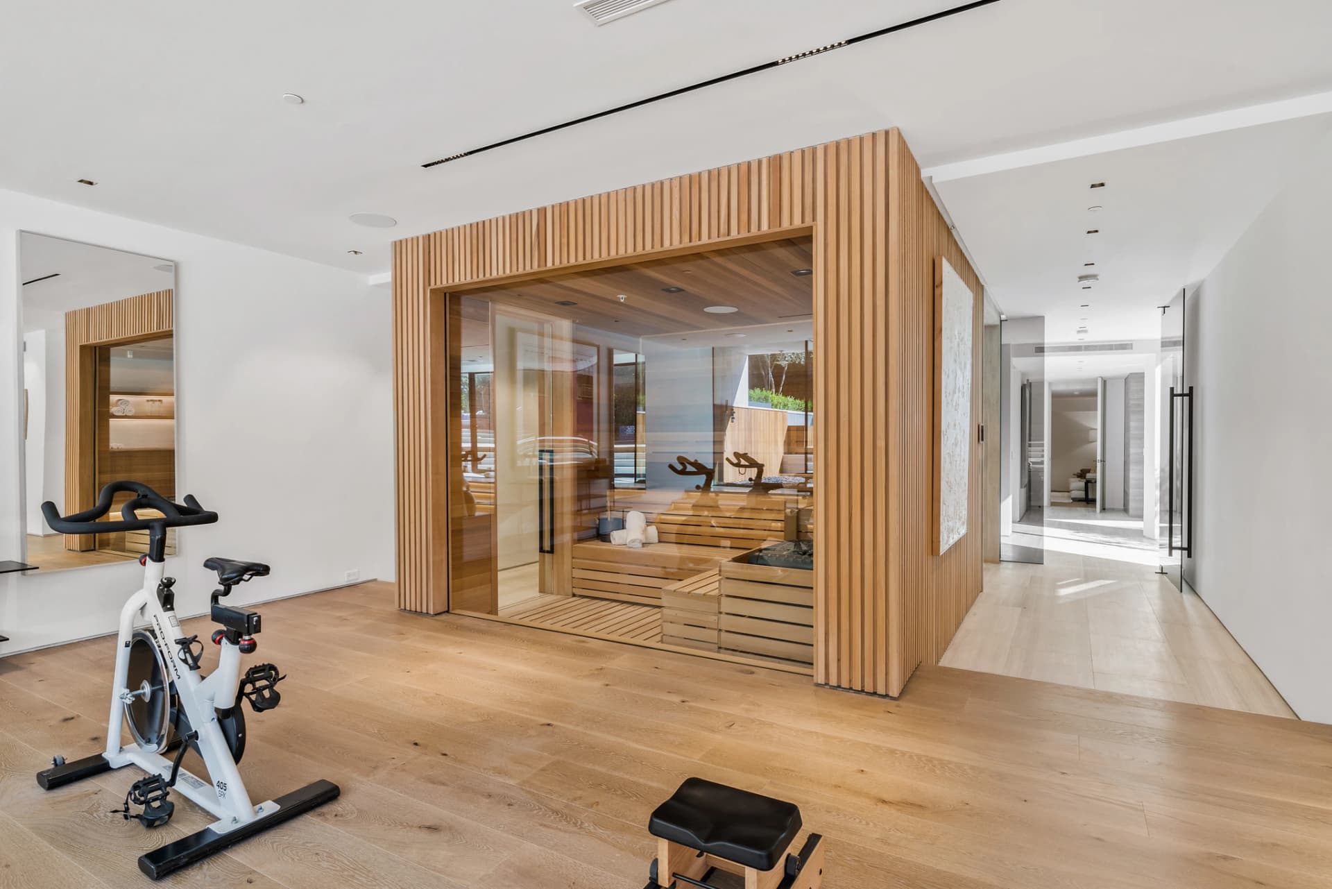 Forza Modern - Image 33