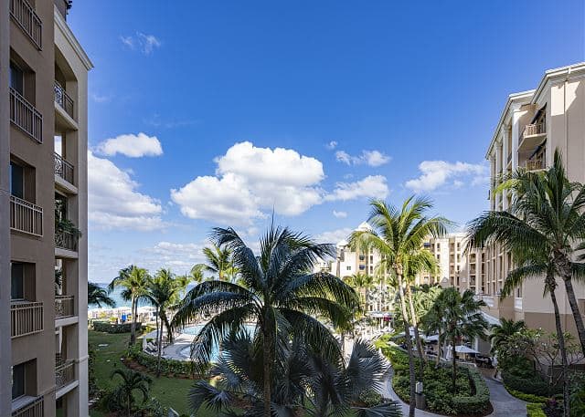 Ritz-Carlton Residence #302 - Image 9