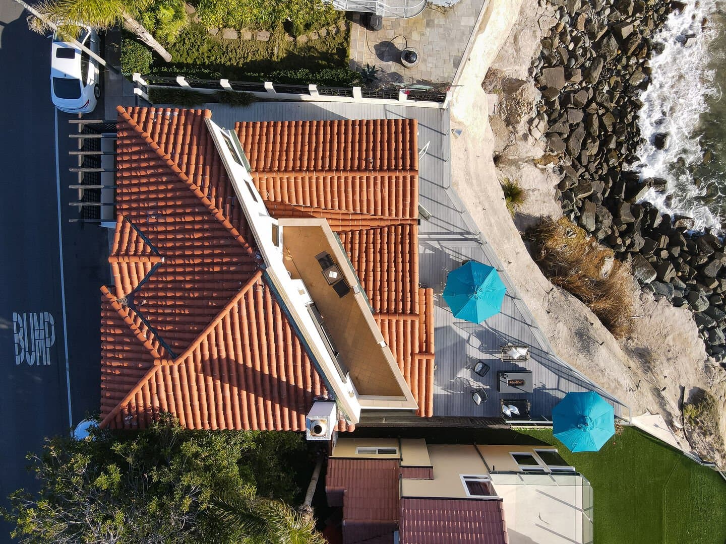 Dolphin Bluff - Image 45