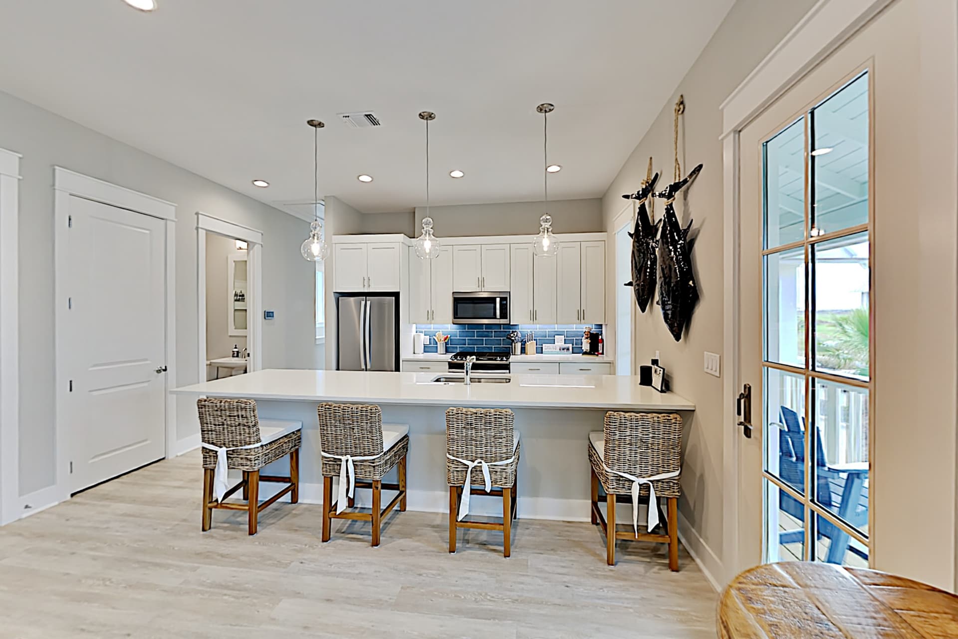 Crab Manor - Image 3