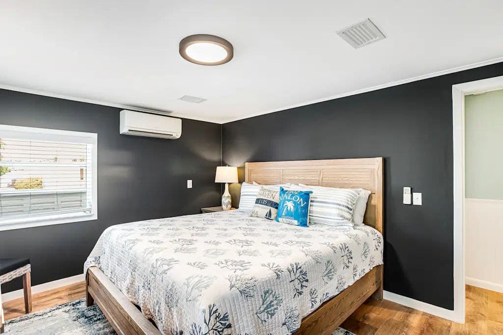 Sunset Bay - Image 19