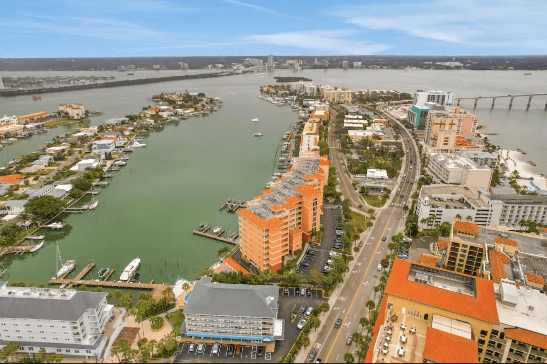 Harborview Grande Residence - Image 37