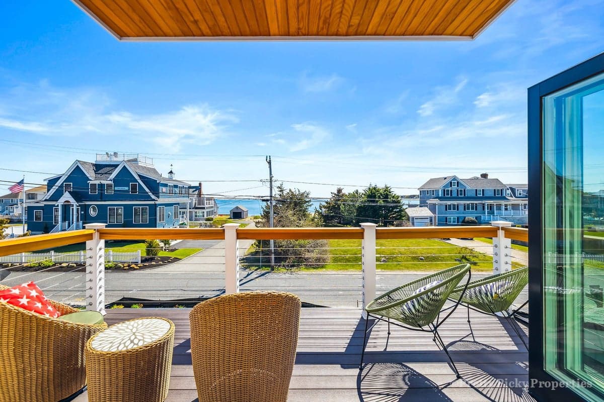 Lewis Bay Lookout - Image 14