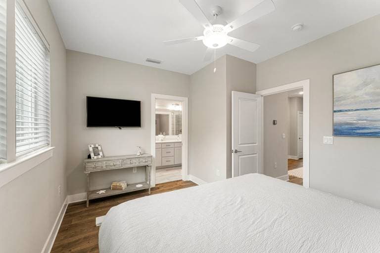 Waterfront House - Image 24