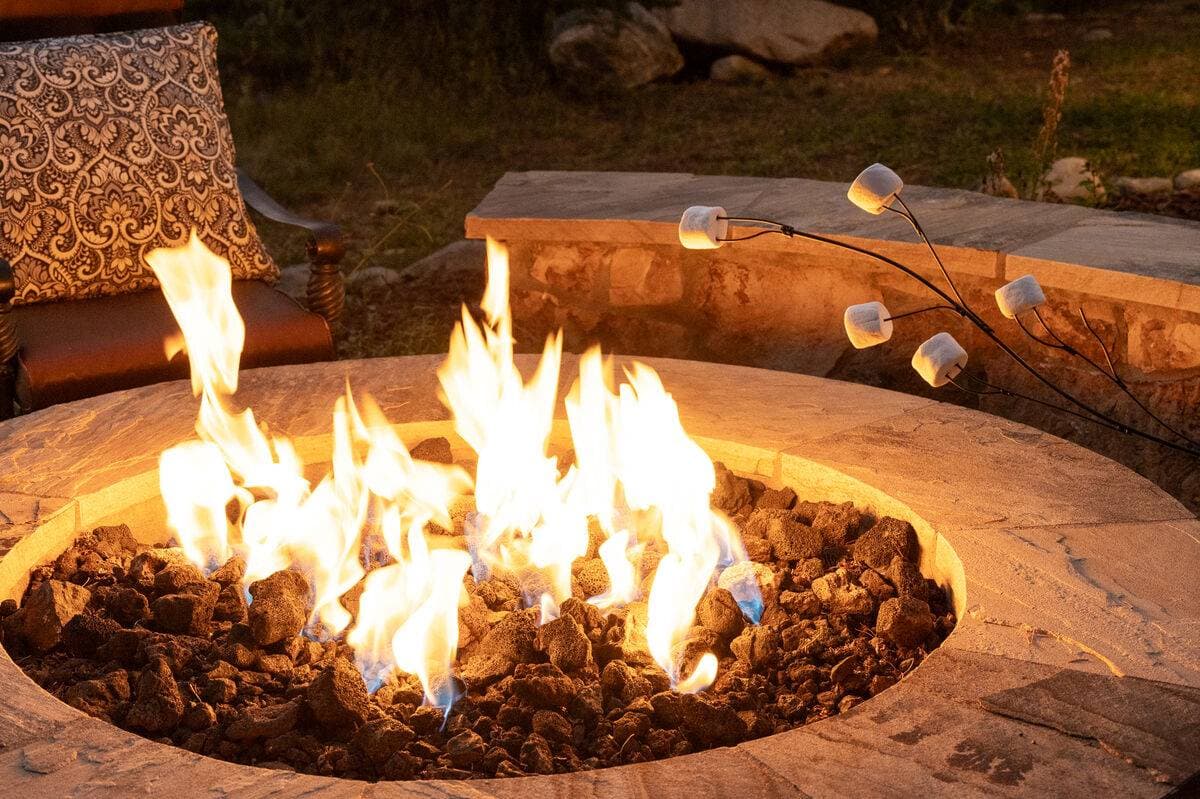 Four Sisters - Image 128