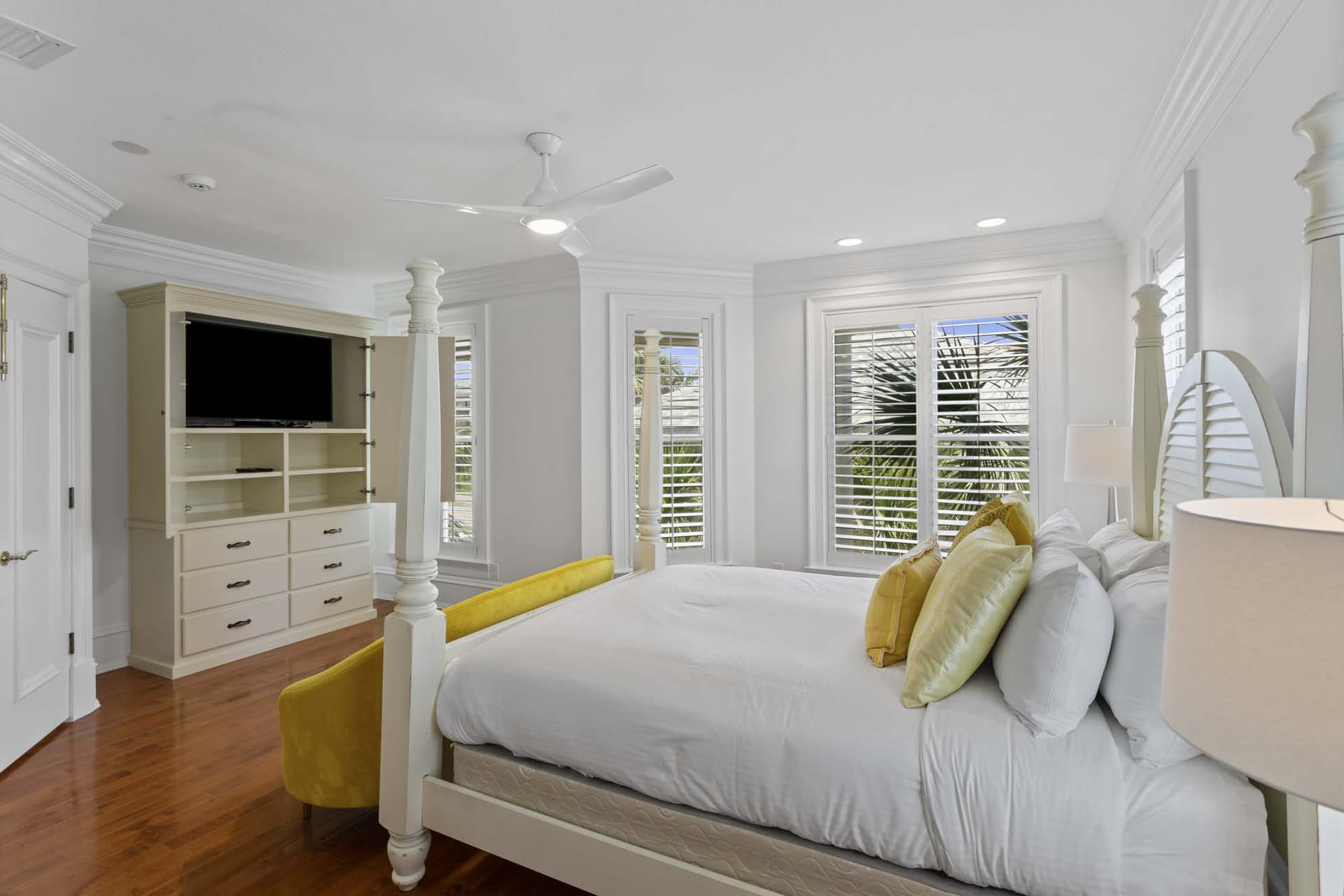 Kings View Manor - Image 17