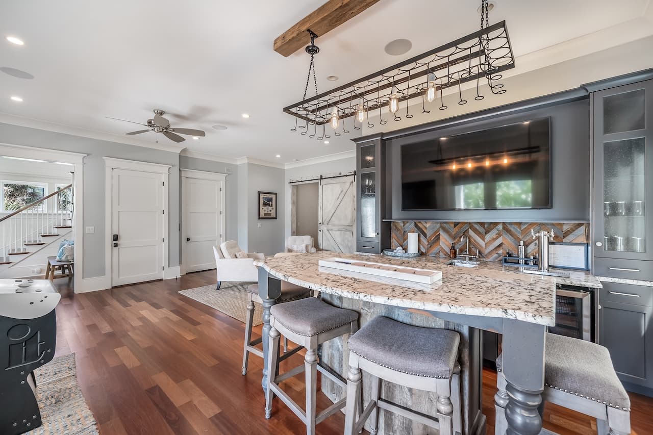 Shore Thing - Image 60