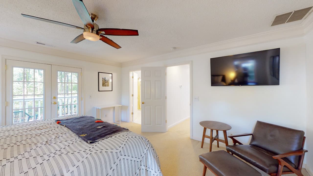 Swing House - Image 19