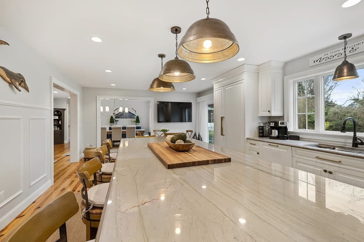 Brewster Barefoot Bliss - Image 6