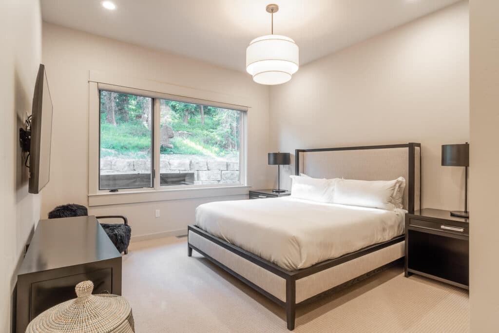 Blue Run Home - Image 9