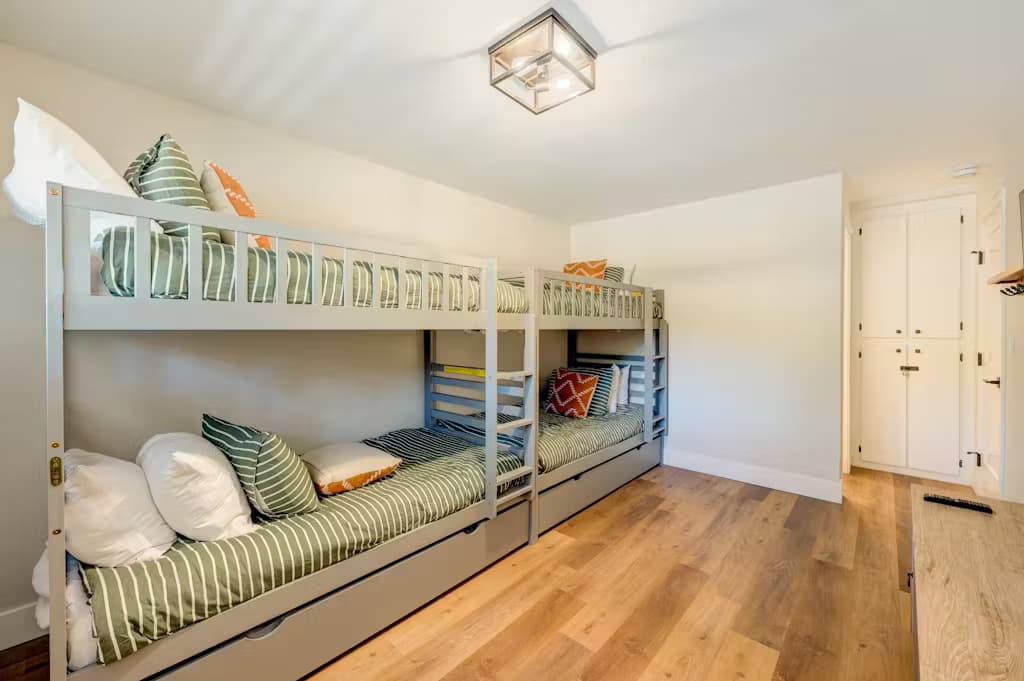 Incline Village Stunner - Image 10