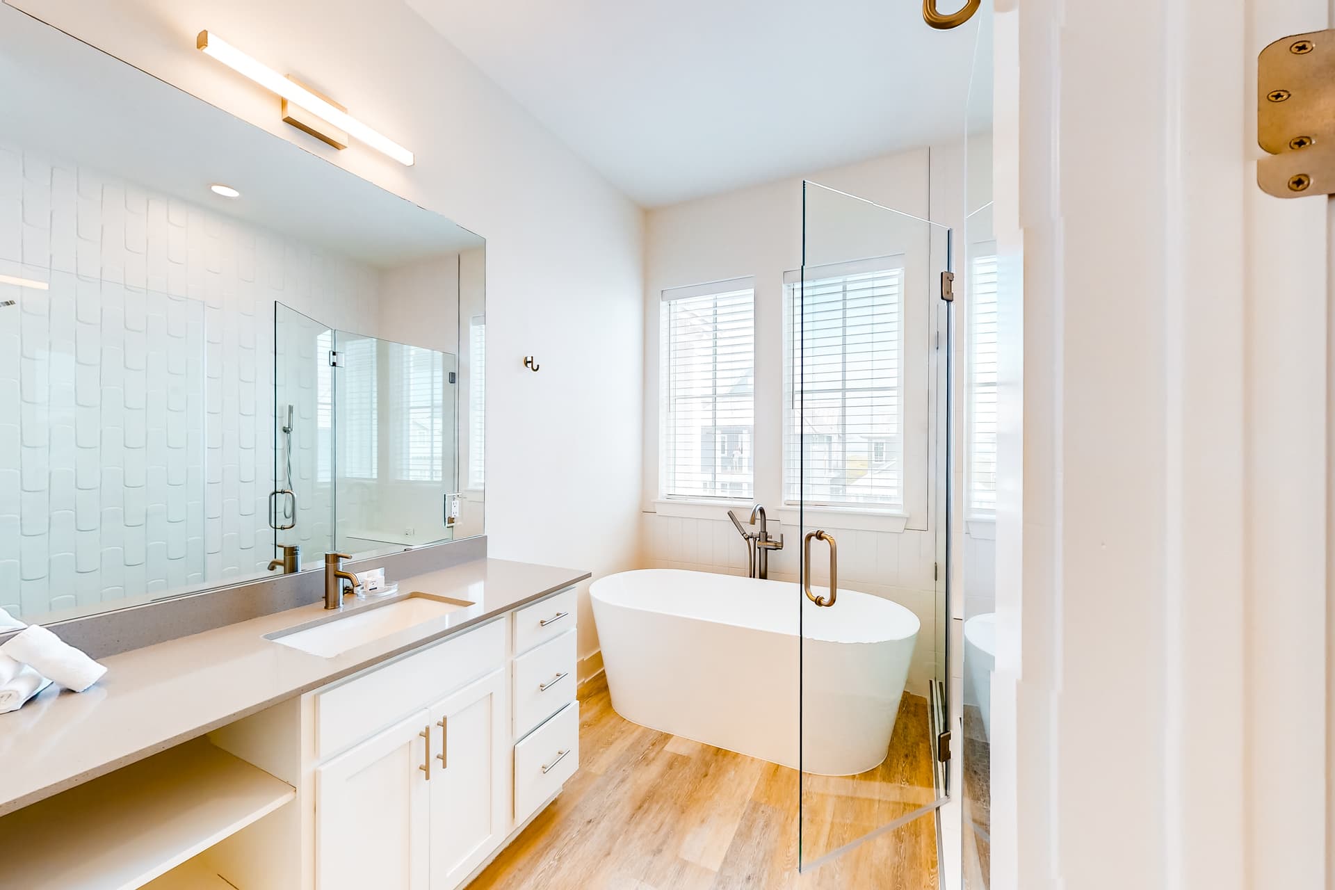 Sunshine Overtime - Image 28