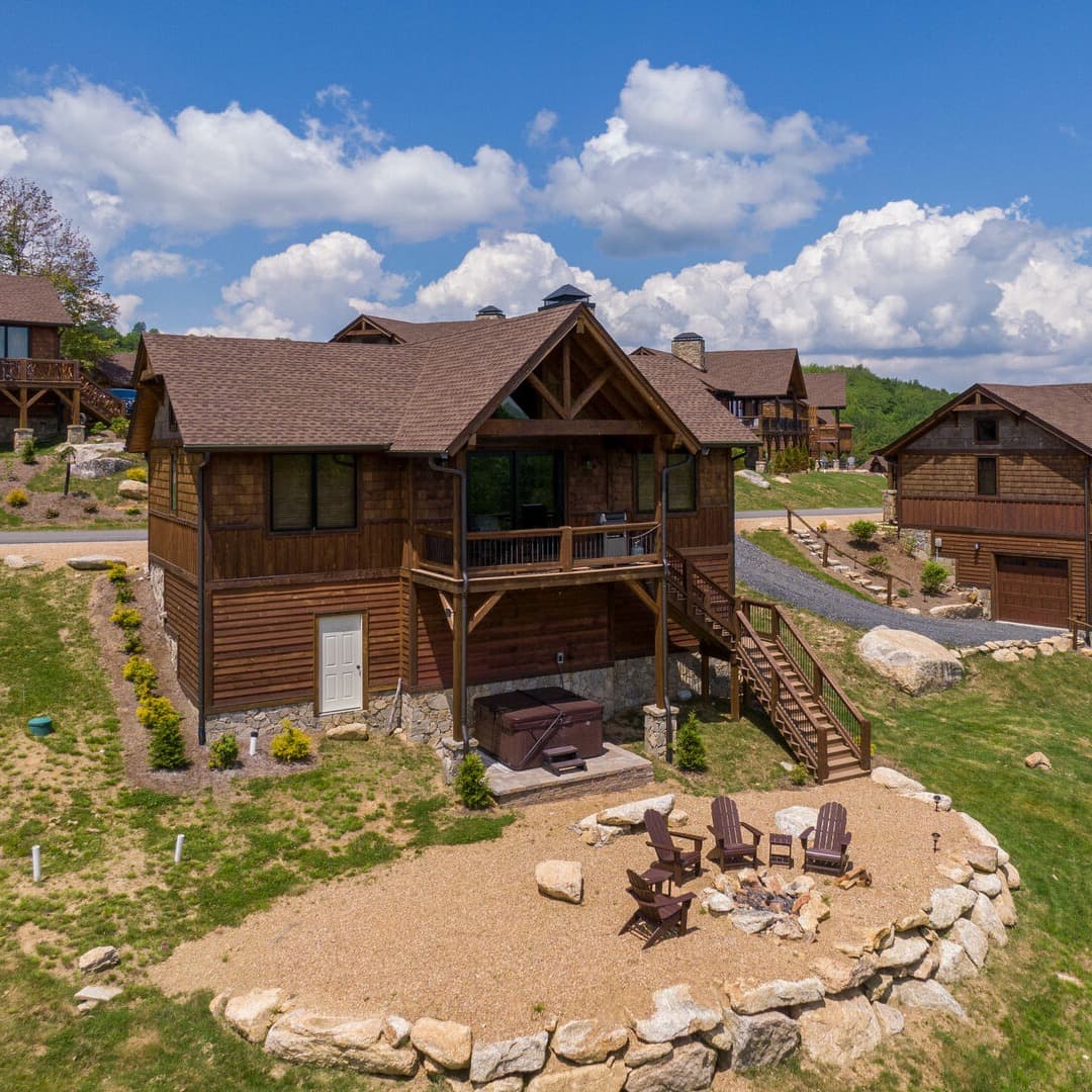 Peak A View Home - Image 1