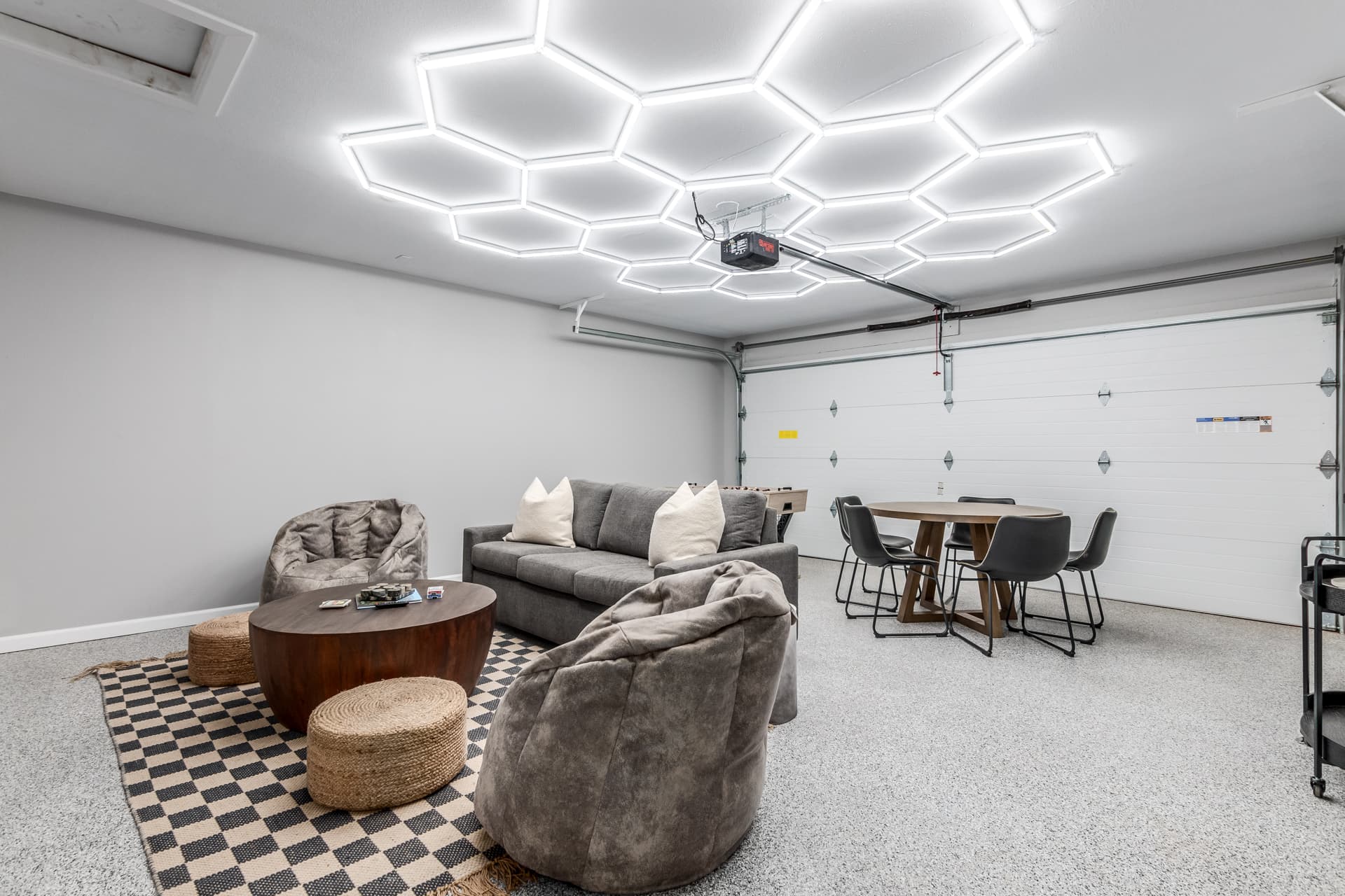 Monterey Retreat - Image 35