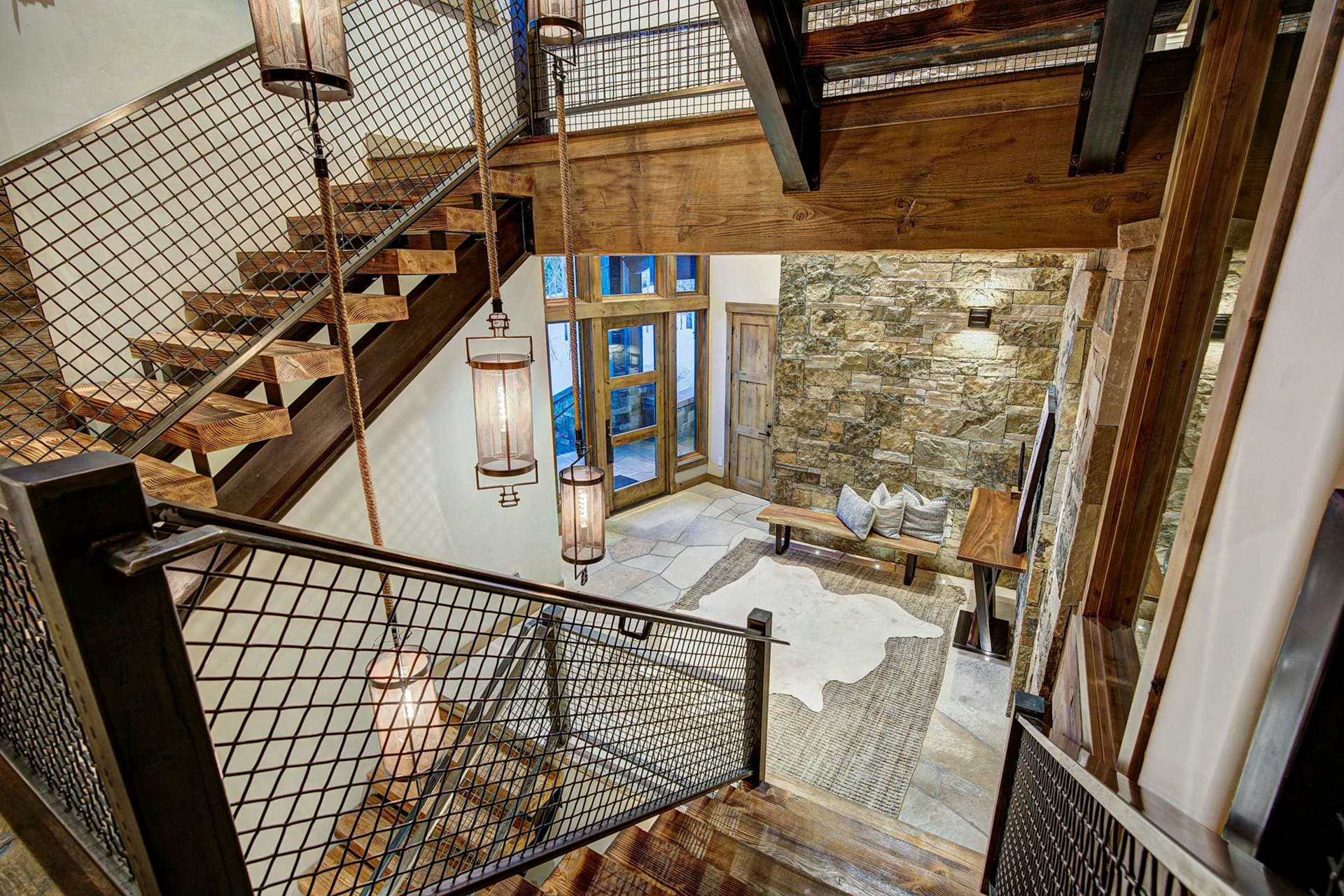 Skiers Palace - Image 27