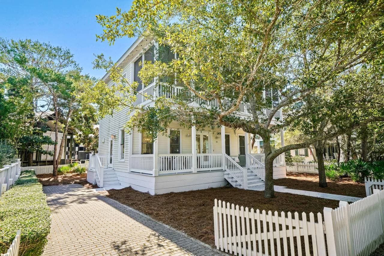 Fleur De Lis Villa - Image 2