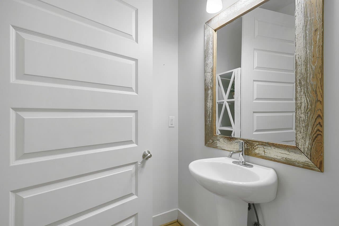 Indigo Breeze - Image 25