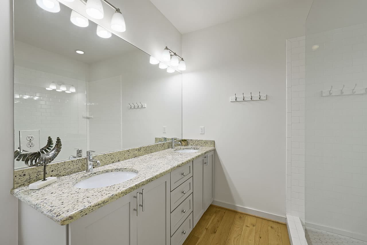 Indigo Breeze - Image 26