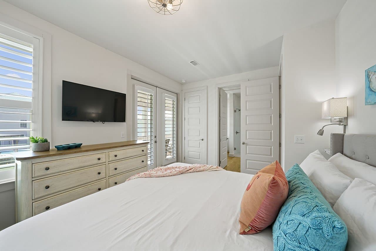 Indigo Breeze - Image 16