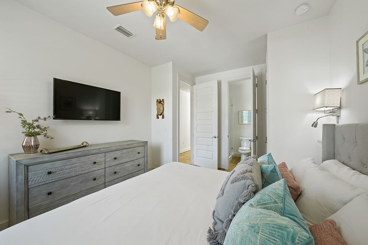 Indigo Breeze - Image 18